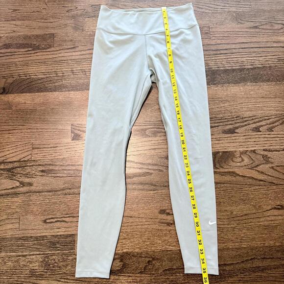 NWOT Nike Women's DRI-FIT Mid Rise Light Mint Green Leggings SZ Medium - Picture 5 of 6